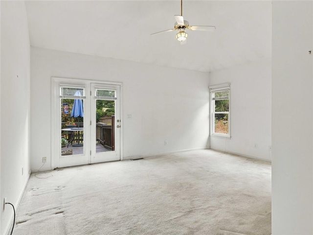 305 Deer Cliff Cove, Lawrenceville, GA 30043