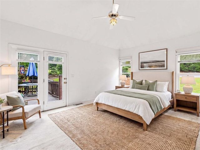 305 Deer Cliff Cove, Lawrenceville, GA 30043