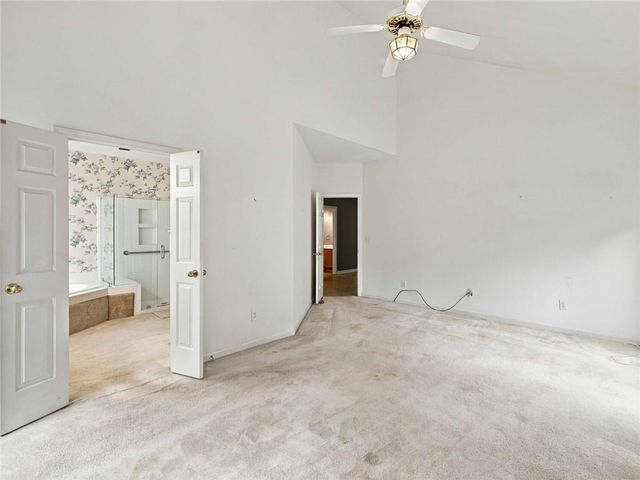 305 Deer Cliff Cove, Lawrenceville, GA 30043