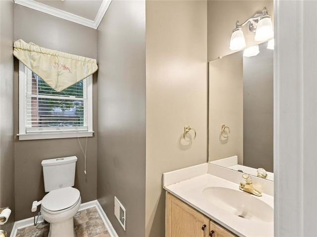 305 Deer Cliff Cove, Lawrenceville, GA 30043