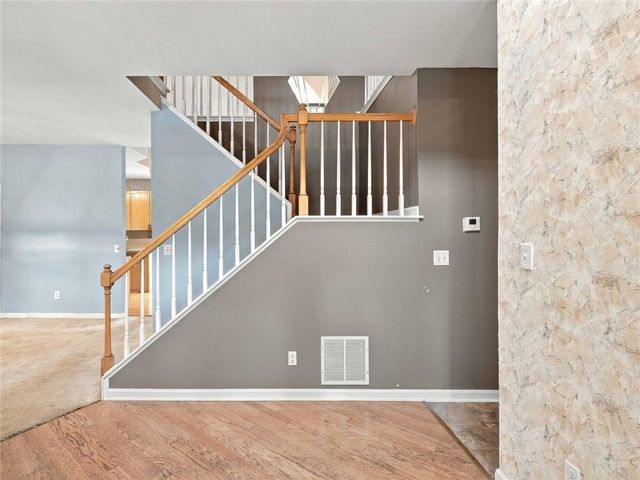 305 Deer Cliff Cove, Lawrenceville, GA 30043