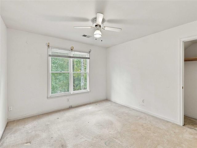 305 Deer Cliff Cove, Lawrenceville, GA 30043