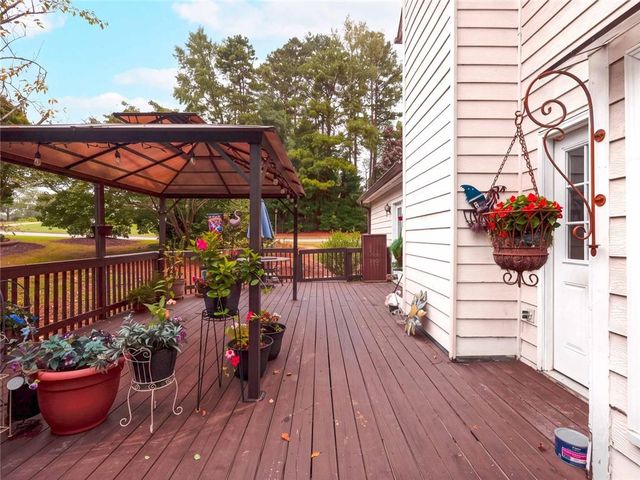 305 Deer Cliff Cove, Lawrenceville, GA 30043