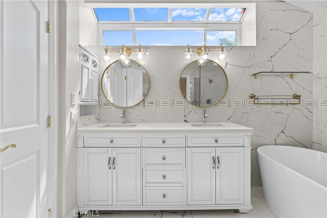 6 Novilla, Laguna Niguel, CA 92677