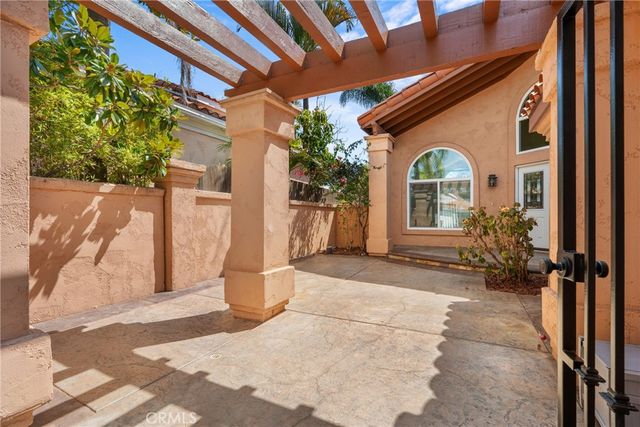 6 Novilla, Laguna Niguel, CA 92677