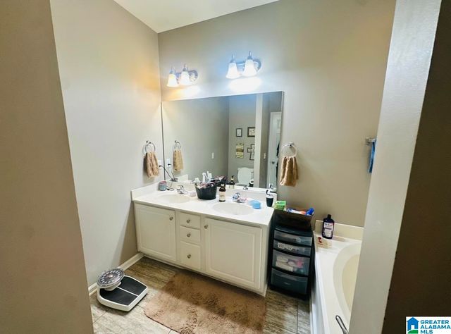 2087 TUDOR LANE, Moody, AL 35004