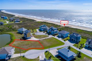 704 Cameron Circle, Port Bolivar, TX 77650