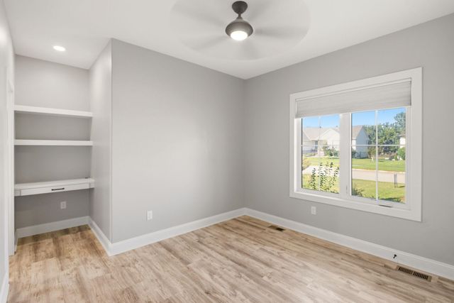 1502 N Shadow Rock Dr, Andover, KS 67002