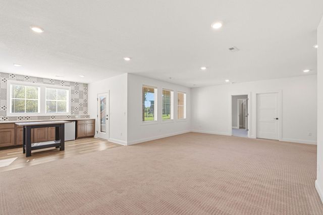 1502 N Shadow Rock Dr, Andover, KS 67002