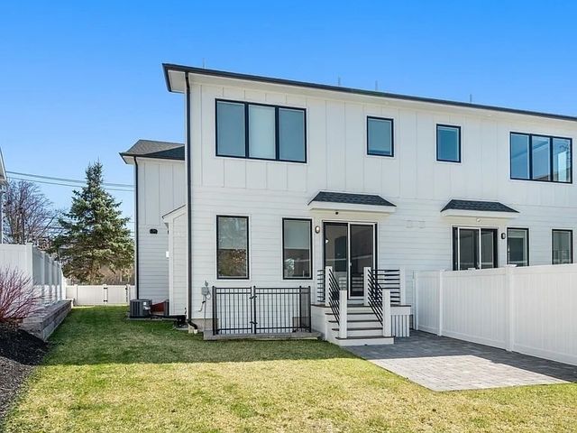 114 Church Street 2, Waltham, MA 02452