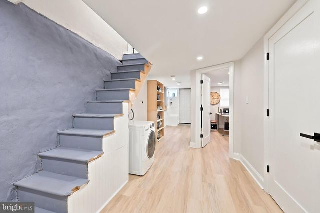 7135 CLOVER LN, Upper Darby, PA 19082