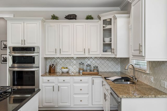 9739 Turner Ln, Brentwood, TN 37027