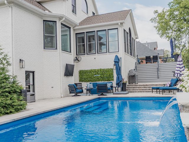 9739 Turner Ln, Brentwood, TN 37027