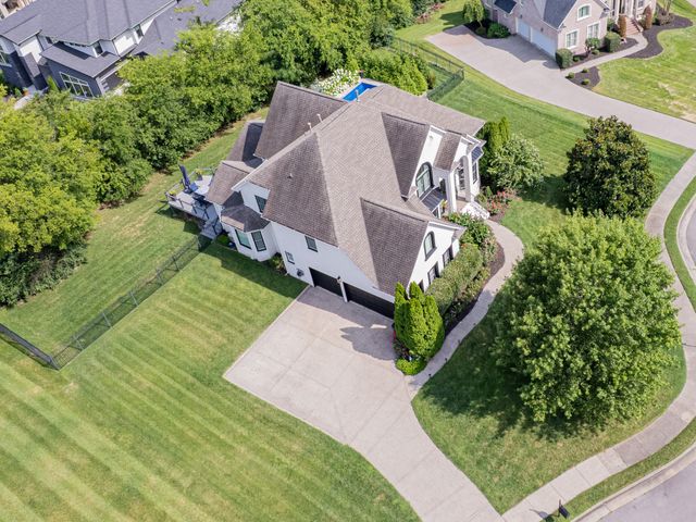 9739 Turner Ln, Brentwood, TN 37027
