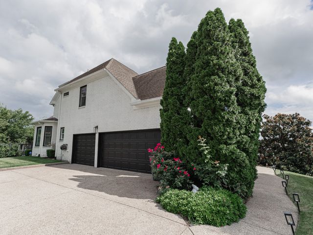 9739 Turner Ln, Brentwood, TN 37027