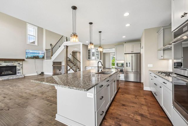 N66W15730 Fox Meadow DRIVE, Menomonee Falls, WI 53051