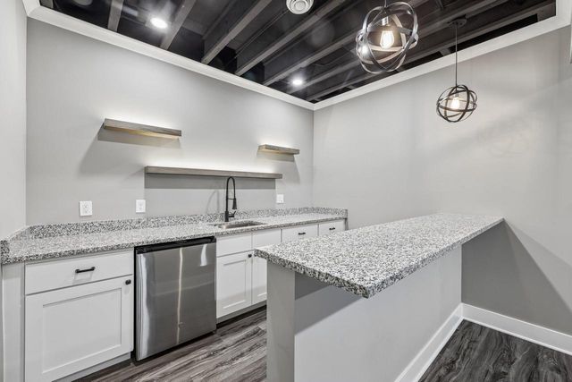 N66W15730 Fox Meadow DRIVE, Menomonee Falls, WI 53051