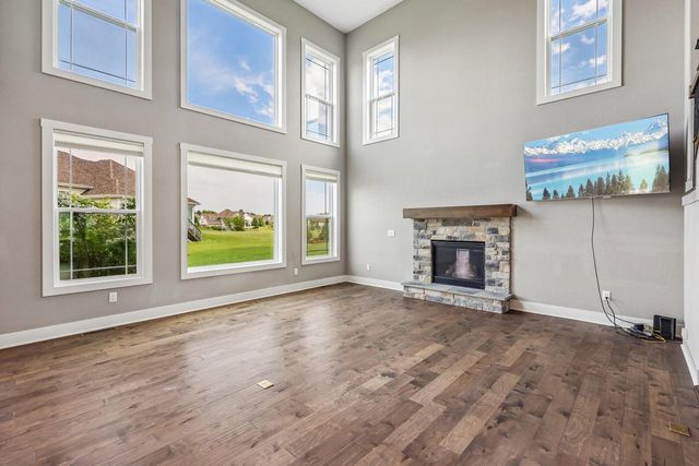 N66W15730 Fox Meadow DRIVE, Menomonee Falls, WI 53051