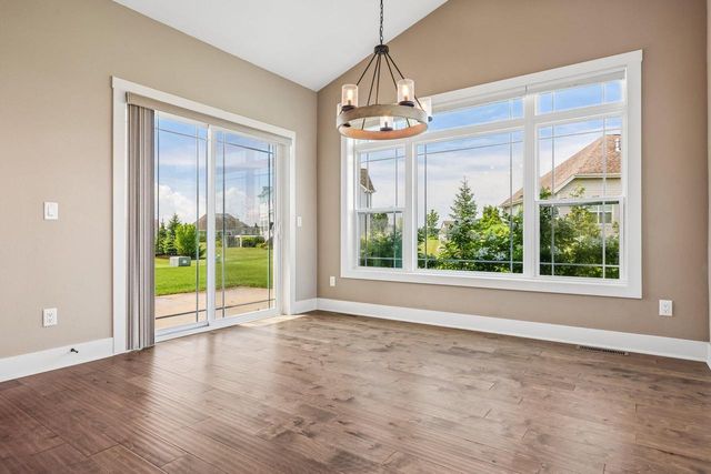 N66W15730 Fox Meadow DRIVE, Menomonee Falls, WI 53051