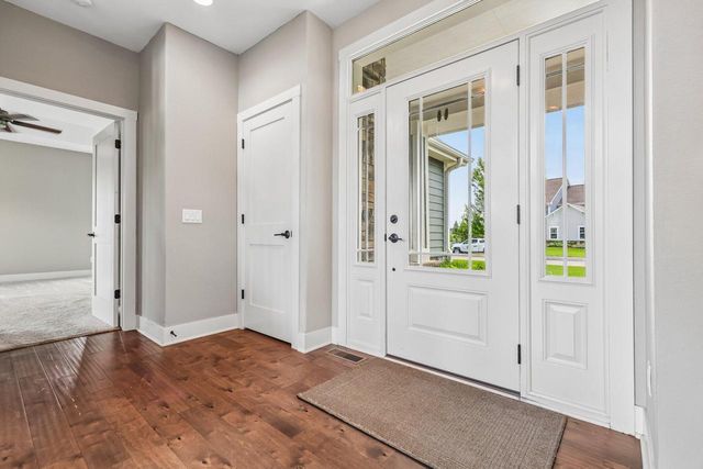 N66W15730 Fox Meadow DRIVE, Menomonee Falls, WI 53051