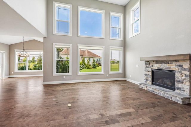 N66W15730 Fox Meadow DRIVE, Menomonee Falls, WI 53051