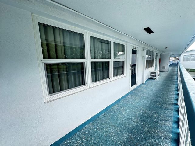 528 Tilford X 528, Deerfield Beach, FL 33442