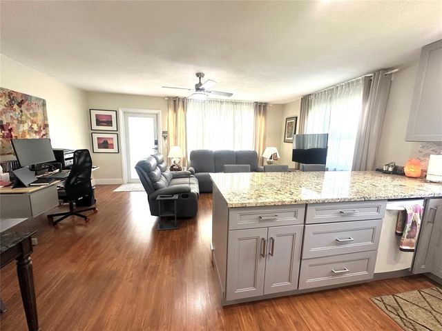 528 Tilford X 528, Deerfield Beach, FL 33442