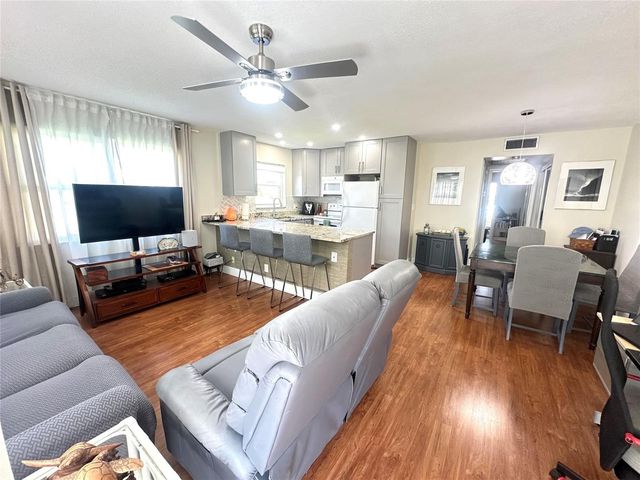 528 Tilford X 528, Deerfield Beach, FL 33442