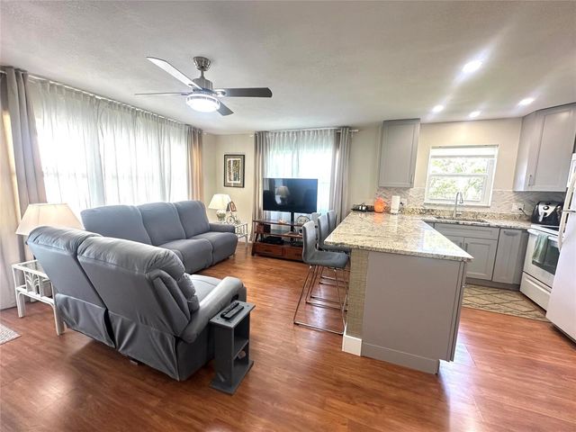 528 Tilford X 528, Deerfield Beach, FL 33442