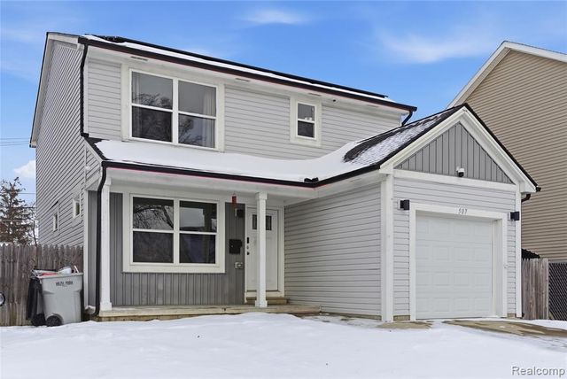 507 E Muir Avenue, Hazel Park, MI 48030