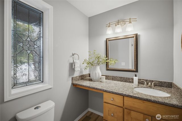 460 Jasmine Place NW, Issaquah, WA 98027