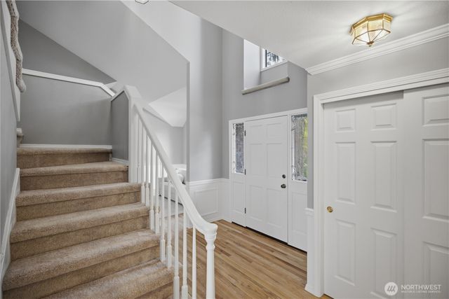 460 Jasmine Place NW, Issaquah, WA 98027
