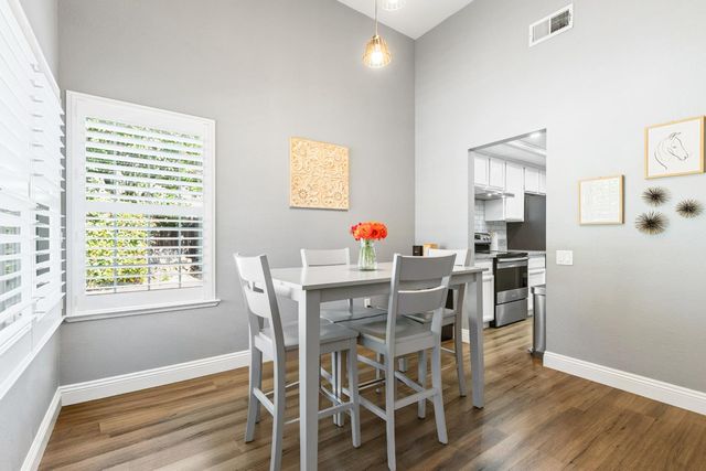 9516 Kellingworth Ct, Sacramento, CA 95827