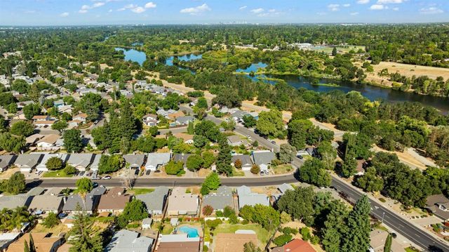 9516 Kellingworth Ct, Sacramento, CA 95827