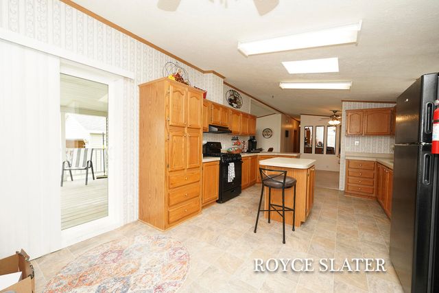 4001 E Wembley Lane, Kalamazoo, MI 49009