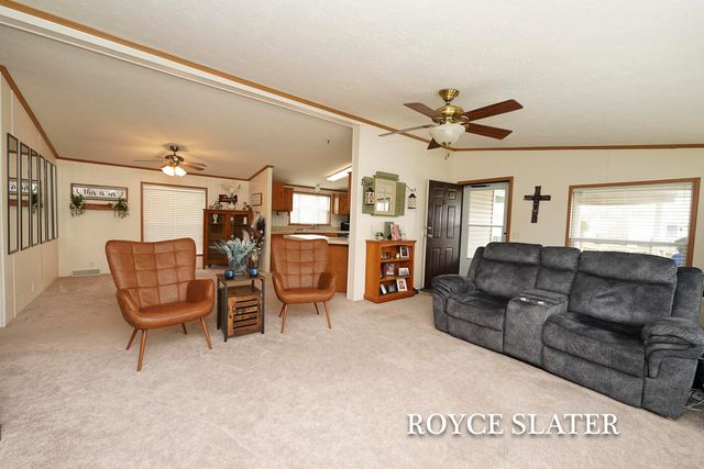 4001 E Wembley Lane, Kalamazoo, MI 49009