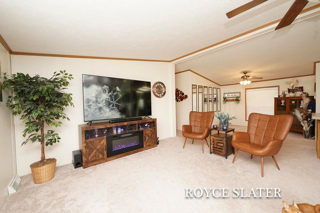 4001 E Wembley Lane, Kalamazoo, MI 49009