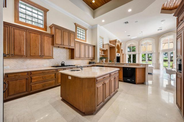 331 Mizner Lake Estates Drive, Boca Raton, FL 33432