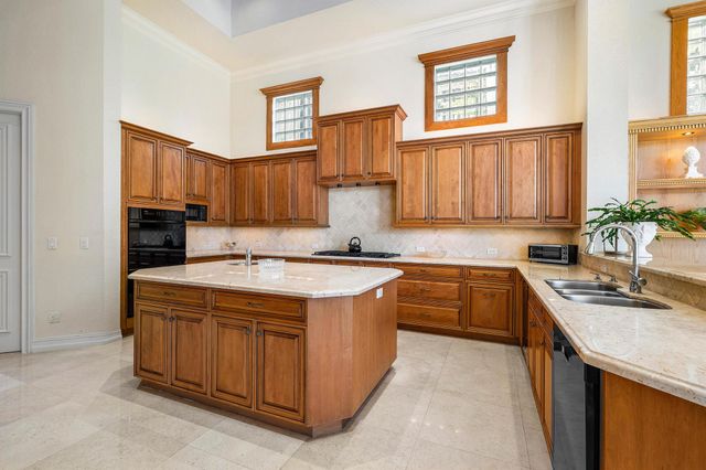 331 Mizner Lake Estates Drive, Boca Raton, FL 33432