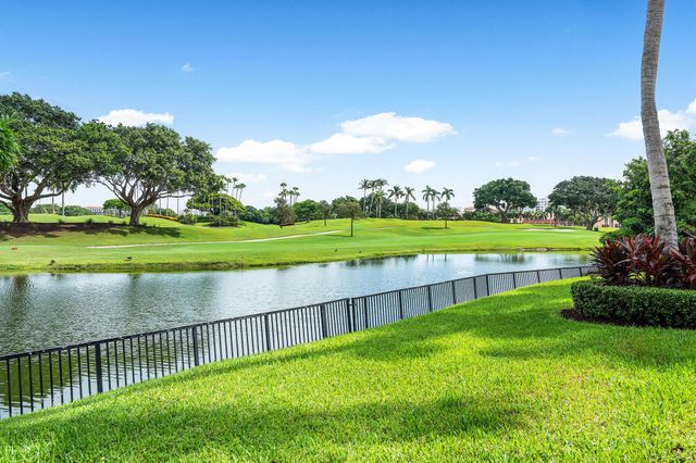 331 Mizner Lake Estates Drive, Boca Raton, FL 33432