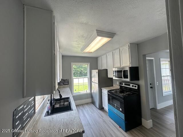 7011 Aurelius Road, Lansing, MI 48911