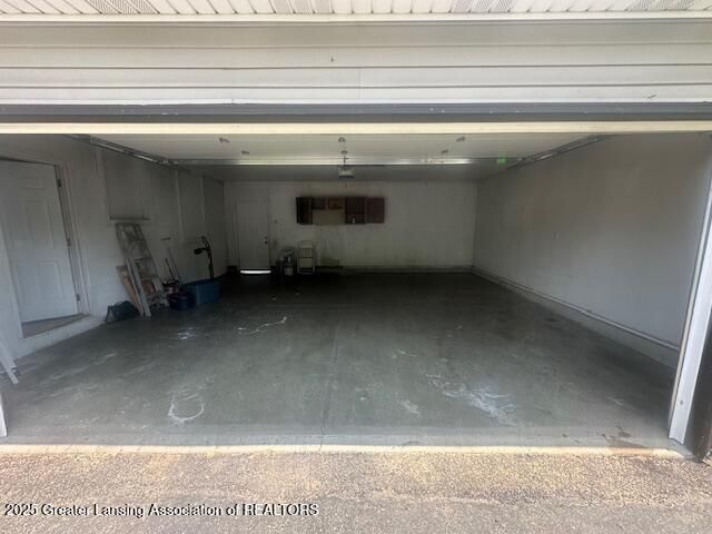 7011 Aurelius Road, Lansing, MI 48911