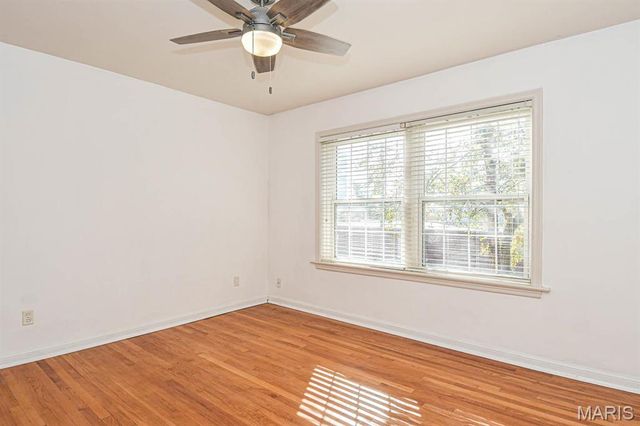 8154 Whitburn Avenue 2W, St Louis, MO 63106