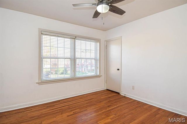 8154 Whitburn Avenue 2W, St Louis, MO 63106