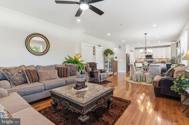 2109 CEDAR TREE LN, Waldorf, MD 20601