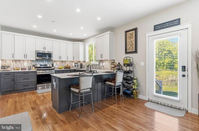 2109 CEDAR TREE LN, Waldorf, MD 20601