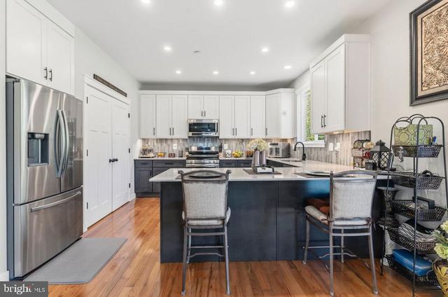 2109 CEDAR TREE LN, Waldorf, MD 20601