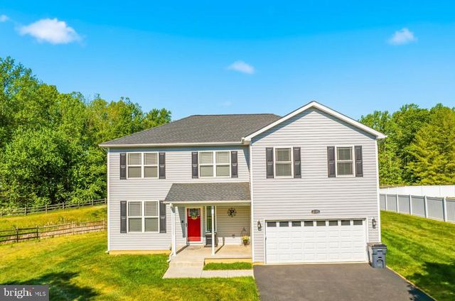 2109 CEDAR TREE LN, Waldorf, MD 20601