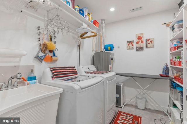 2109 CEDAR TREE LN, Waldorf, MD 20601