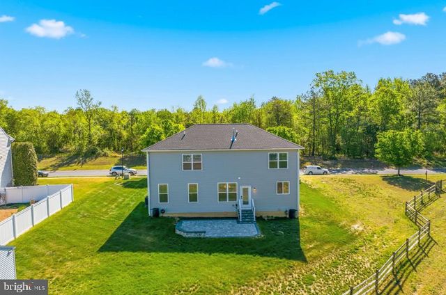 2109 CEDAR TREE LN, Waldorf, MD 20601